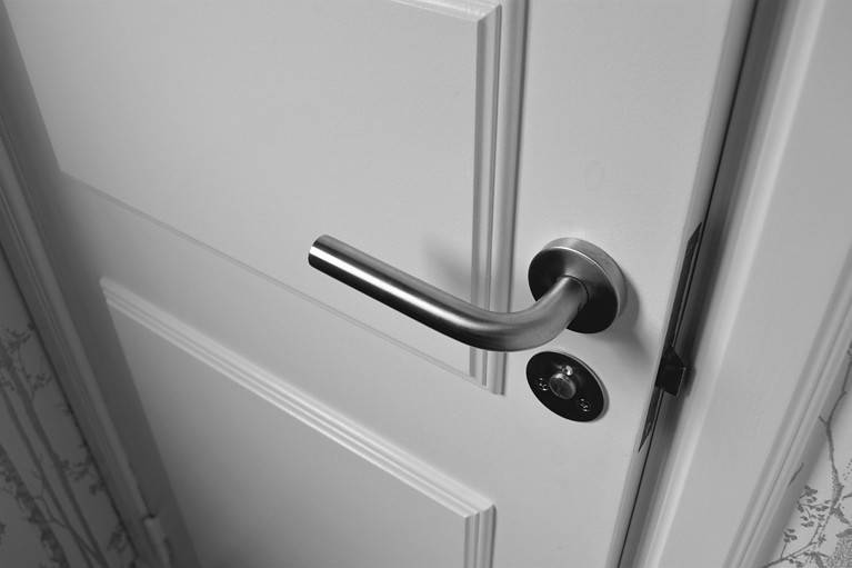 Door Handles: A Comprehensive Guide & Our Picks for 2023