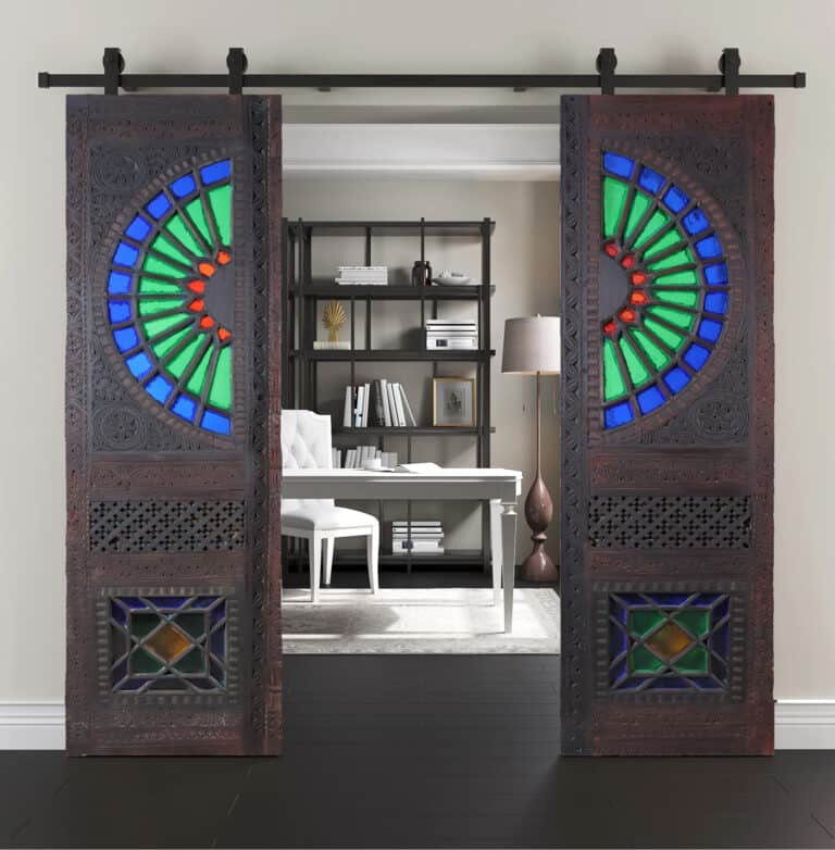 Stained Glass Doors: Transparency on a Timeless Classic